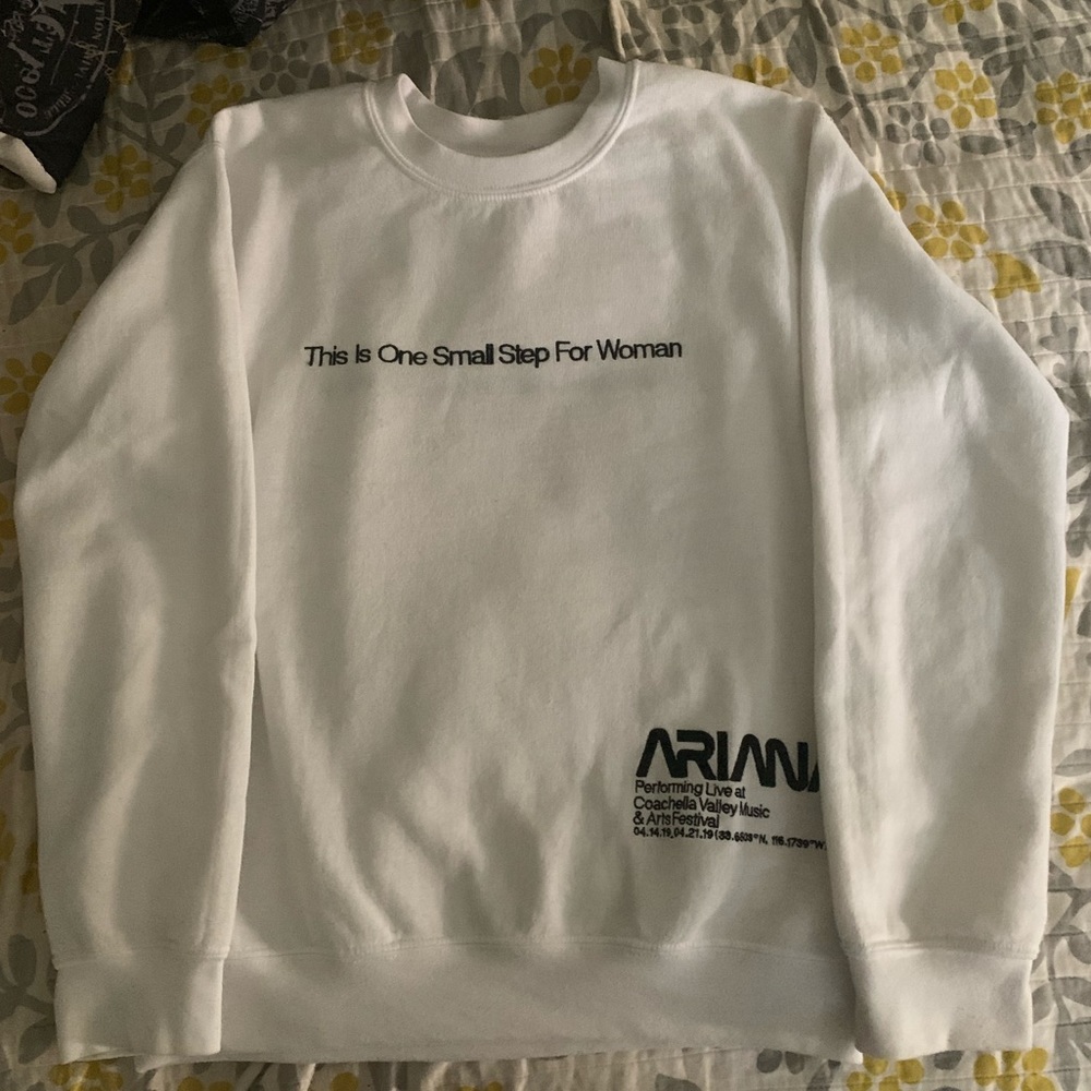 ariana grande coachella nasa crew (arichella)